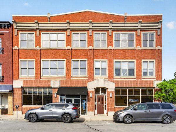 510 College Ave, Racine, WI 53403