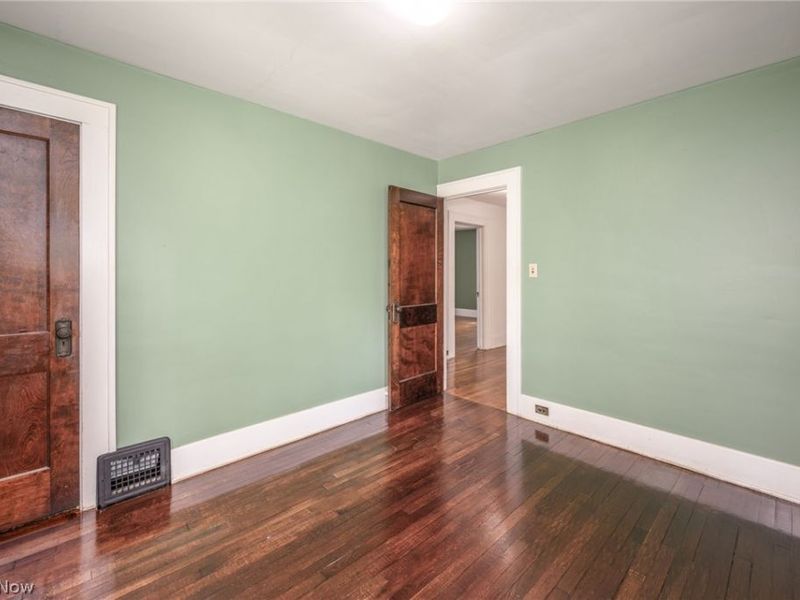748 E Main Street , Ravenna, OH 44266 Photo 19