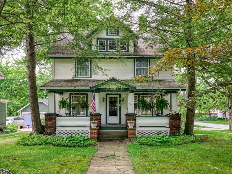 748 E Main Street , Ravenna, OH 44266 Photo 2