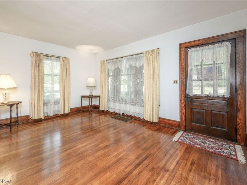 748 E Main Street , Ravenna, OH 44266 Photo 7