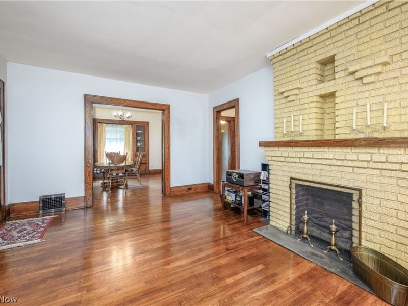 748 E Main Street , Ravenna, OH 44266 Photo 9
