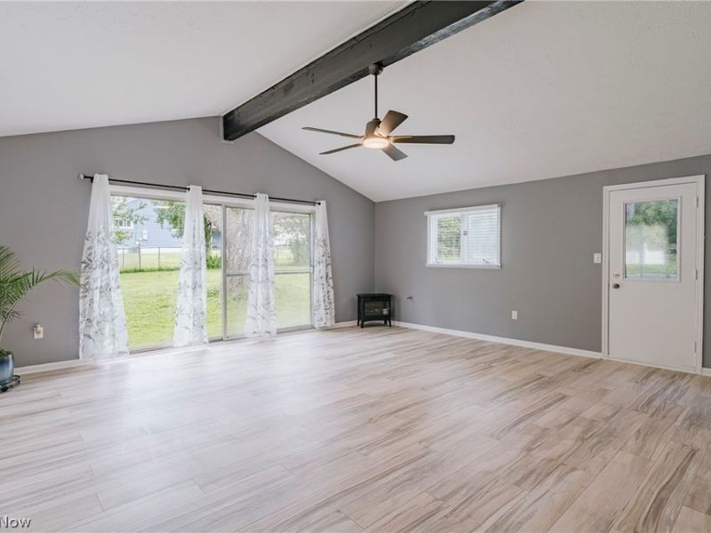 24505 Emery Road , Warrensville Heights, OH 44128 Photo 10