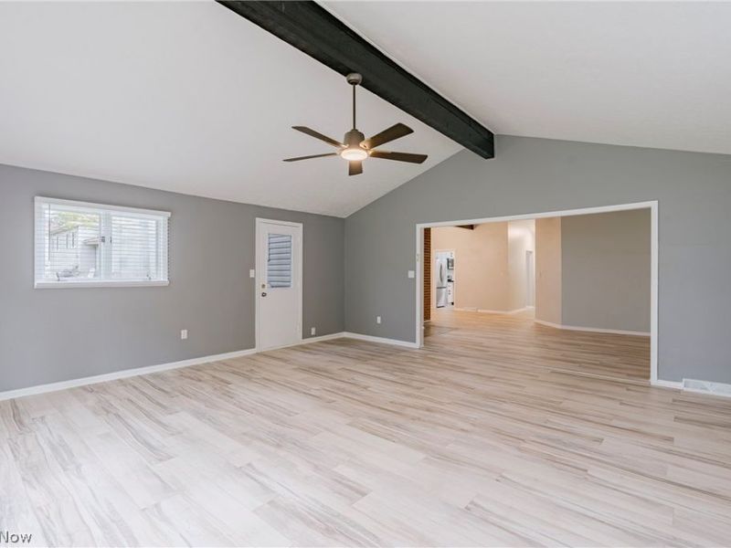 24505 Emery Road , Warrensville Heights, OH 44128 Photo 11