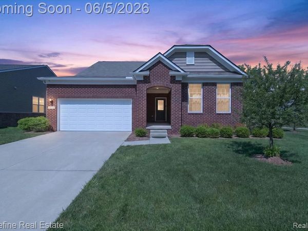 49916 Alden, CANTON, MI 48188