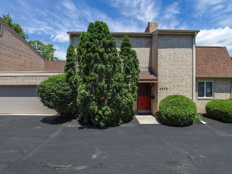 4375 Latin Lane, Upper Arlington, OH 43220 Photo 1