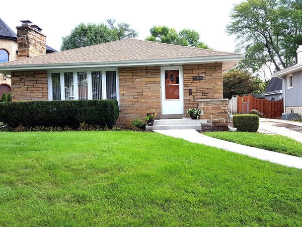 753 S Hawthorne Avenue, Elmhurst, IL 60126