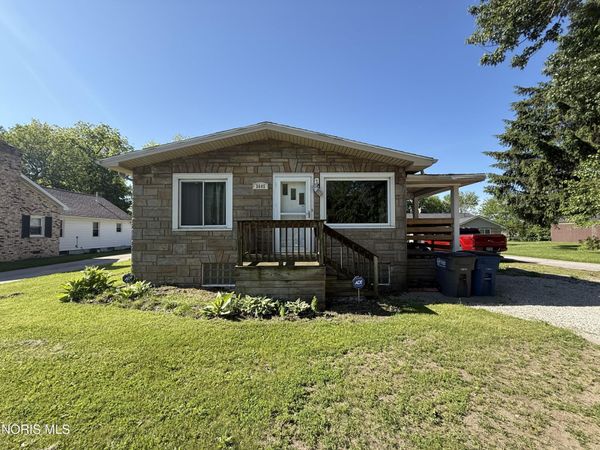 2643 W Alexis Road , Toledo, OH 43613