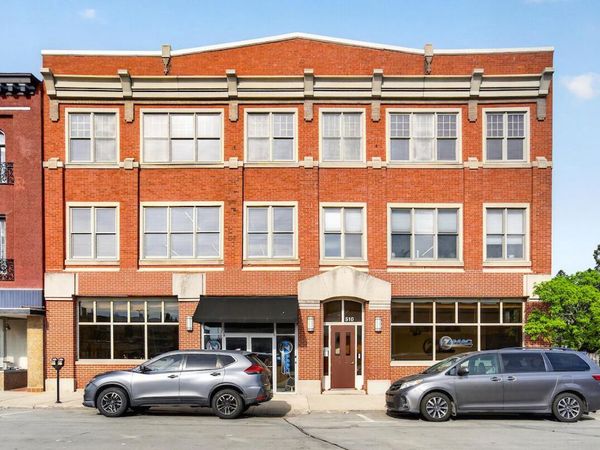510 College AVENUE, Racine, WI 53403