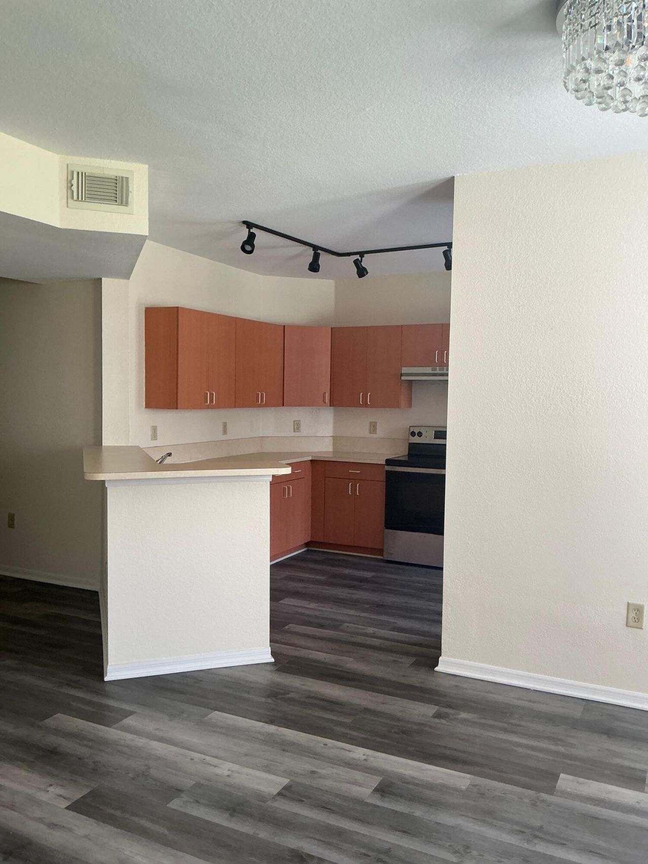 168 SW Peacock Boulevard, Unit 35-103, Port Saint Lucie, FL 34986 Photo