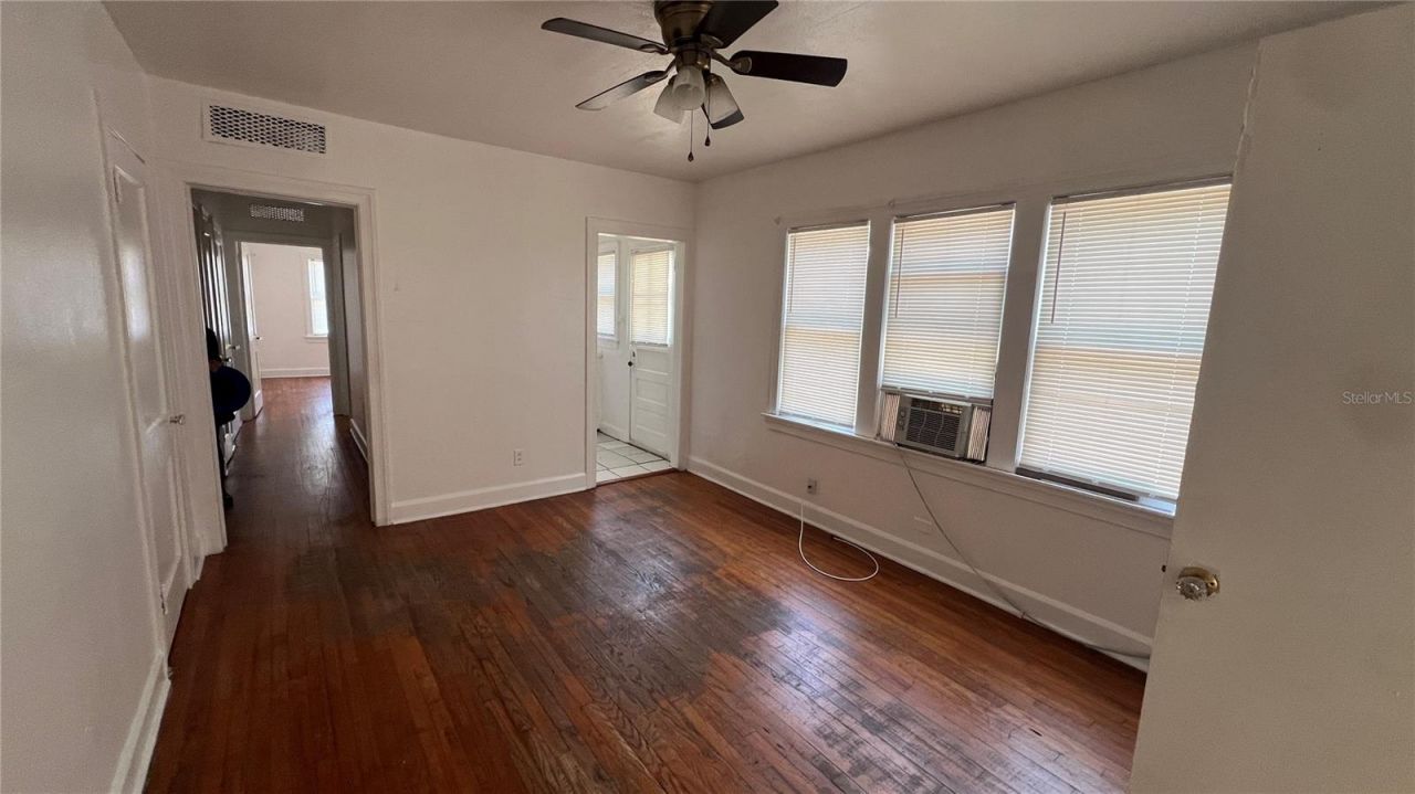 735 Grove Street N, Unit 2, Saint Petersburg, FL 33701 Photo
