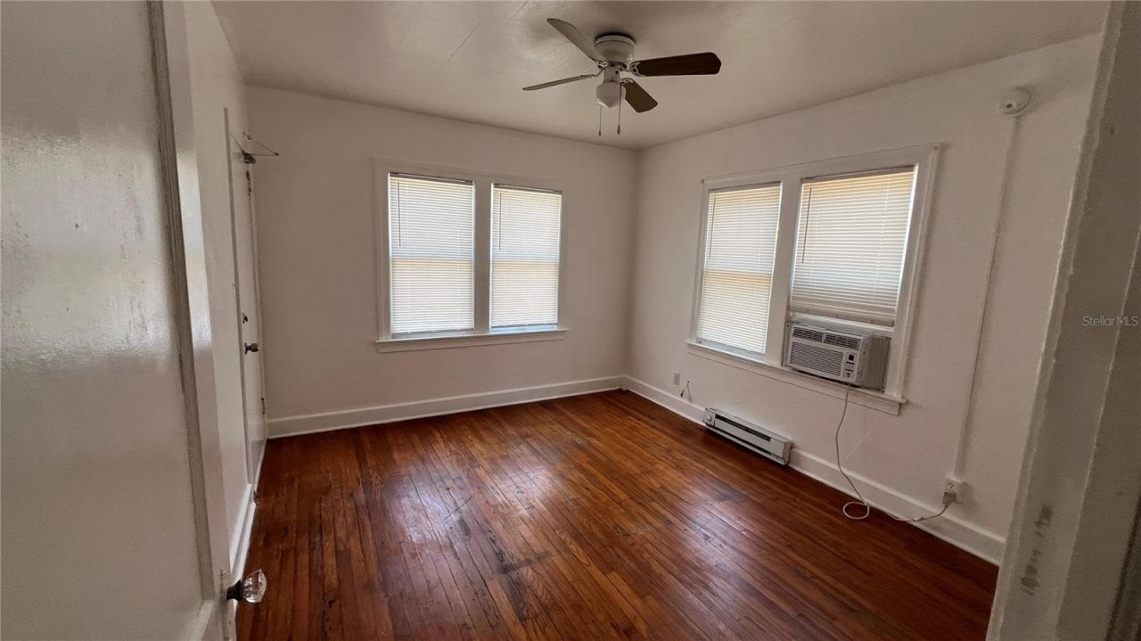 735 Grove Street N, Unit 2, Saint Petersburg, FL 33701 Photo