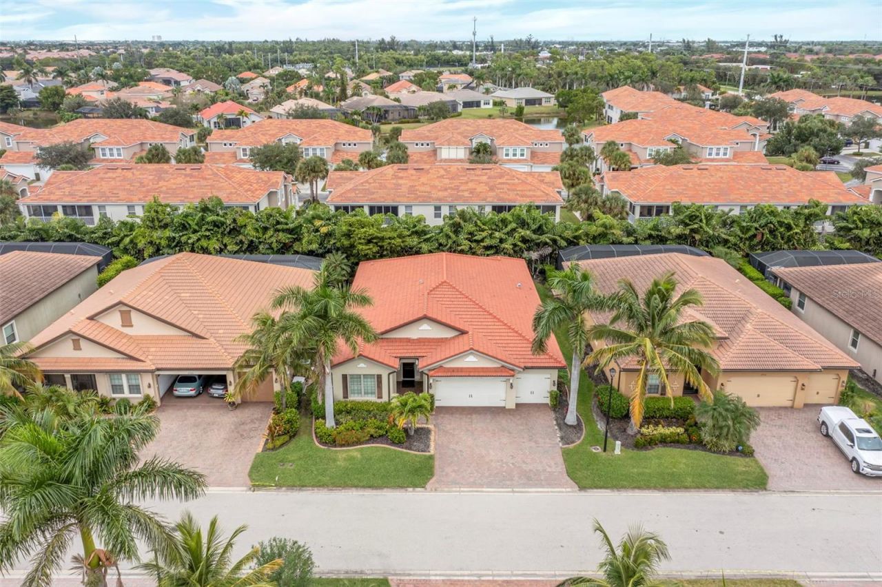 8720 Westwood Oaks Place , Fort Myers, FL 33908 Photo