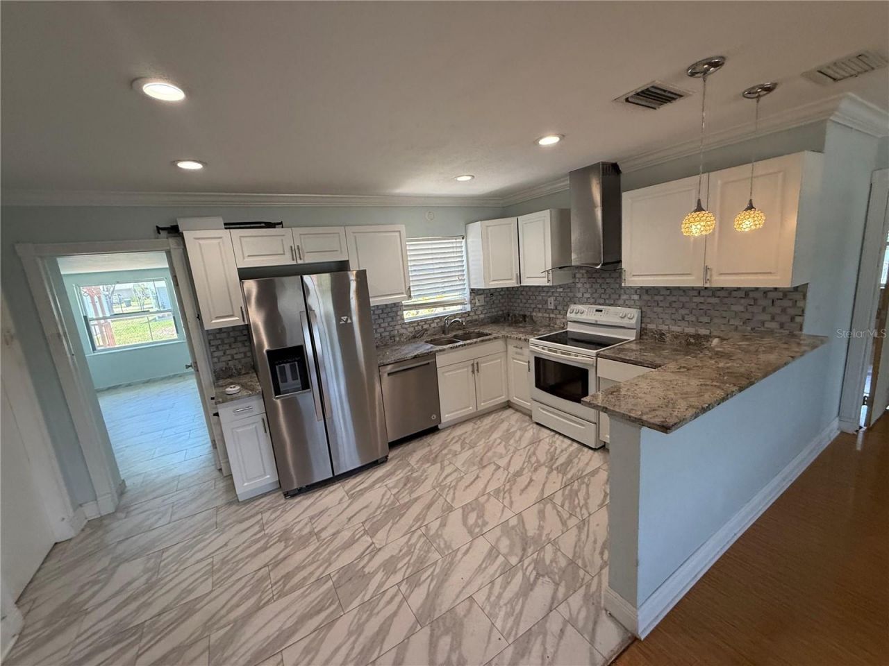 6535 16th Street N, Saint Petersburg, FL 33702 Photo