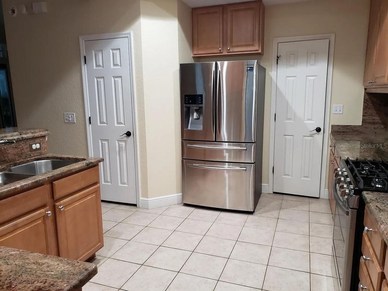2889 Bayshore Trails Drive , Tampa, FL 33611 Photo