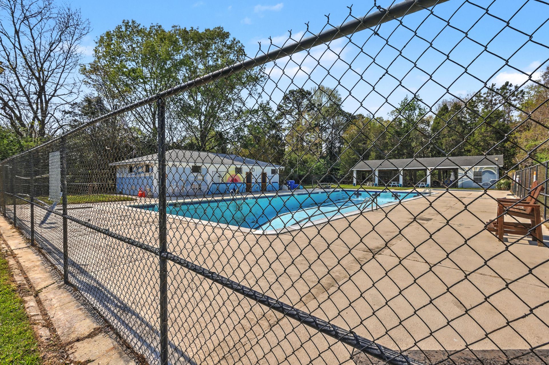 737 Canary Drive Photo 46