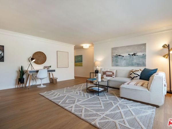 1021 12th Street, Unit 203, Santa Monica, CA 90403