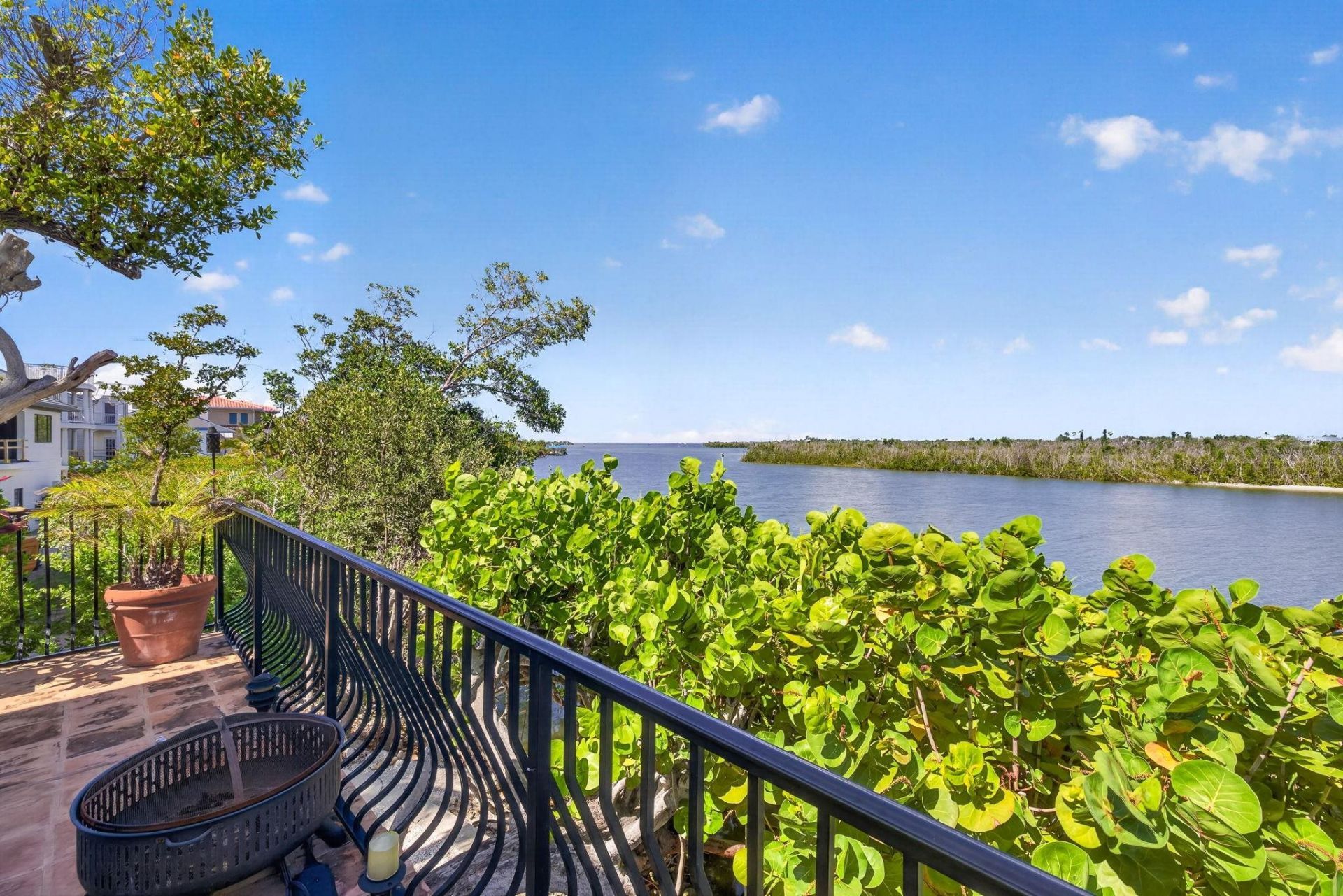 17201 Captiva Dr, Captiva, FL 33924 Photo