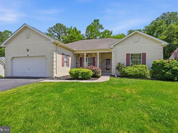 6 SUNRISE CIRCLE, NEWARK, DE 19713