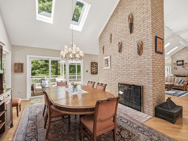 7512 RAMBLING RIDGE DRIVE , FAIRFAX STATION, VA 22039