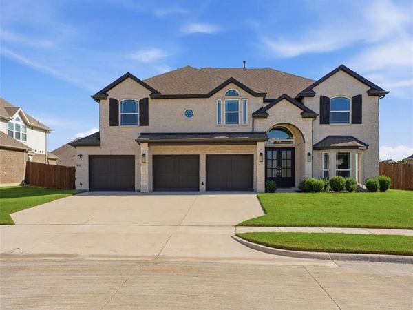 4608 Great Plains Way , Mansfield, TX 76063