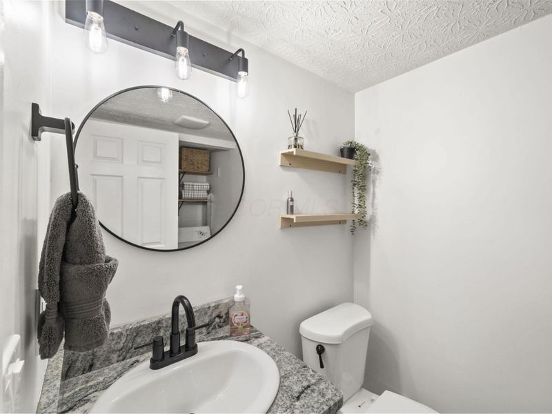2368 Dunsworth Drive , Columbus, OH 43235 Photo 18