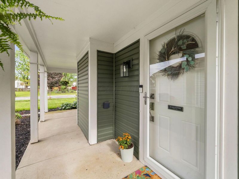 2368 Dunsworth Drive , Columbus, OH 43235 Photo 3