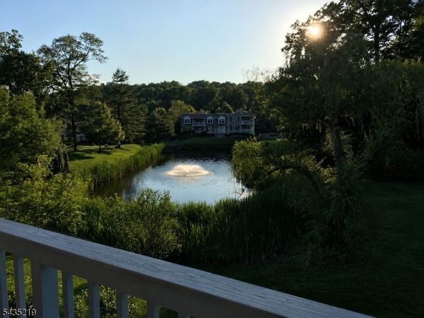 3 Heritage Dr, Unit D, Chatham, NJ 07928