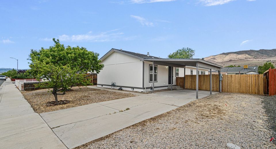 233 Glen Vista Drive, Dayton, NV 89403 Photo