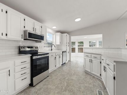 233 Glen Vista Drive, Dayton, NV 89403 Photo