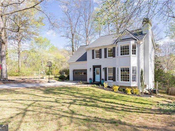 926 W Mill Trace NW, Kennesaw, GA 30152