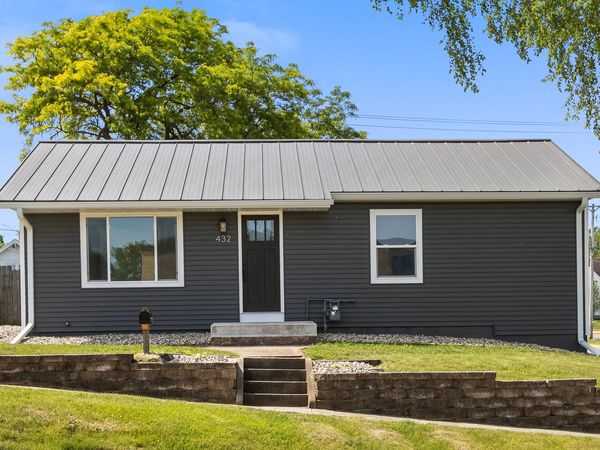 432 W Marion Street, Portage, WI 53901