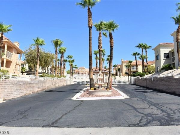 1940 Las Palmas Lane , Unit 272, Laughlin, NV 89029
