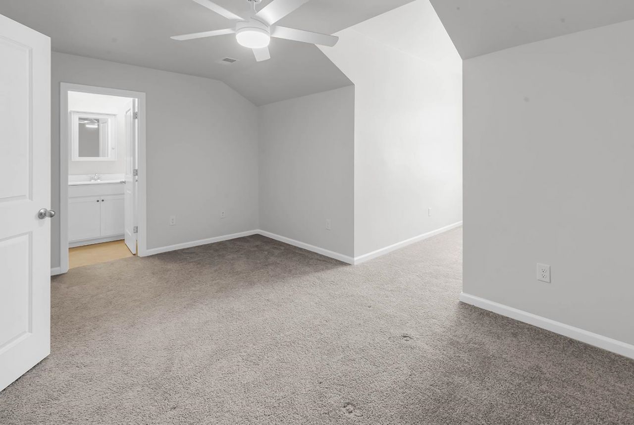 87 Vineyard Place  Photo 19