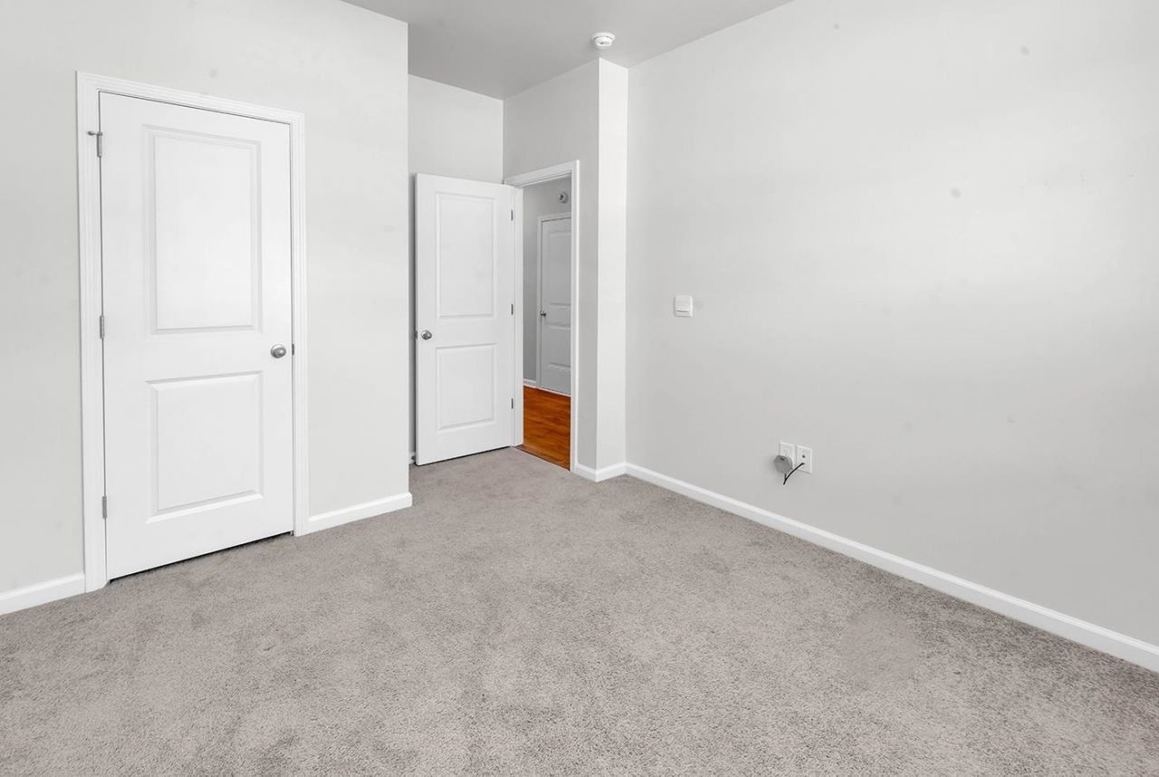 87 Vineyard Place  Photo 8