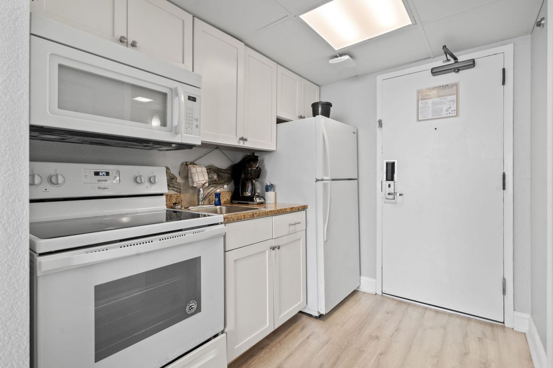 6900 N Ocean Blvd.  Photo 16