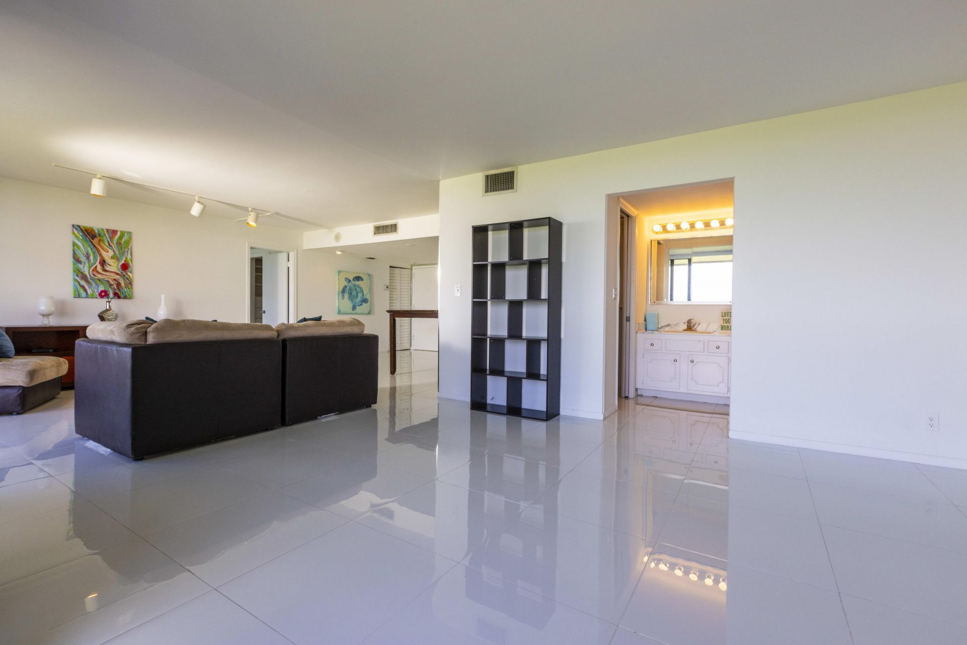 2000 Presidential Way, Unit 702, West Palm Beach, FL 33401 Photo