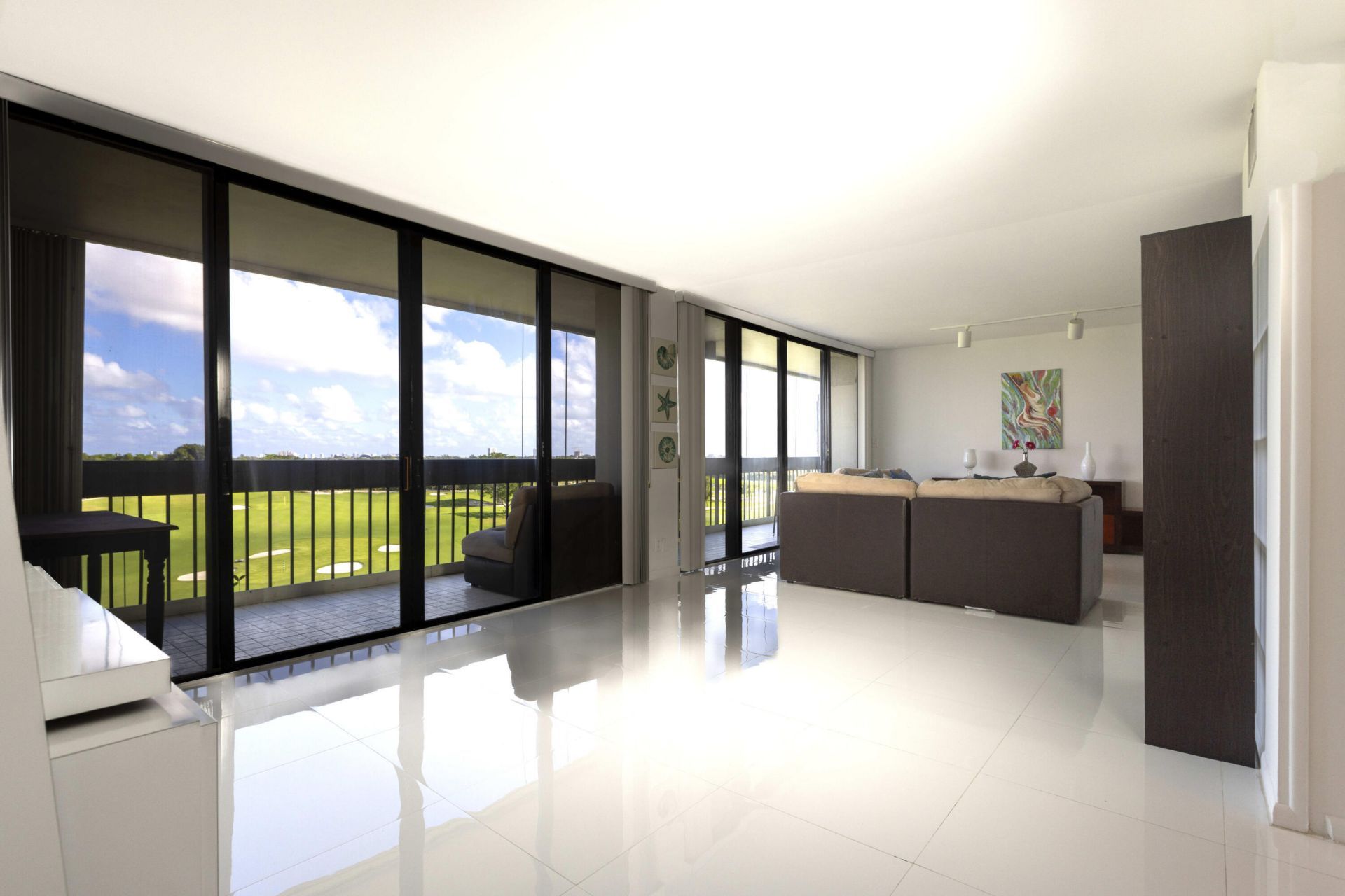 2000 Presidential Way, Unit 702, West Palm Beach, FL 33401 Photo