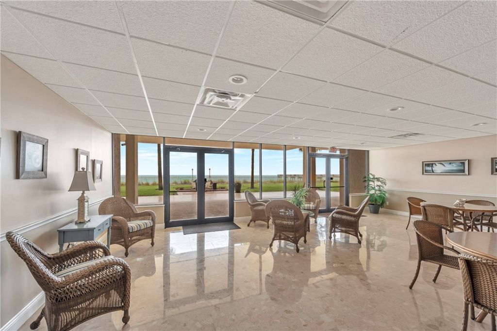 4800 Highway A1a, Unit 413, Vero Beach, FL 32963 Photo