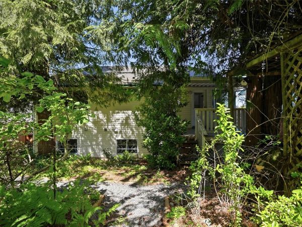 5684 Carrington Rd , Nanaimo, BC V9T 6C2