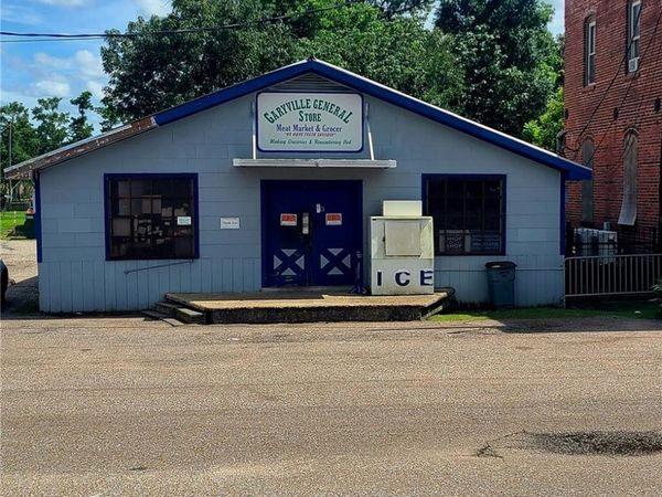 135 HISTORIC FRONT Street , Garyville, LA 70051
