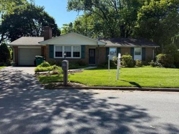 230 ROBIN ROAD , HERSHEY, PA 17033