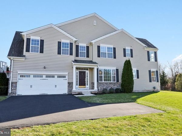 1035 THORNDALE DRIVE , LANSDALE, PA 19446