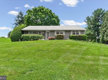 207 W WOODVIEW ROAD, WEST GROVE, PA 19390
