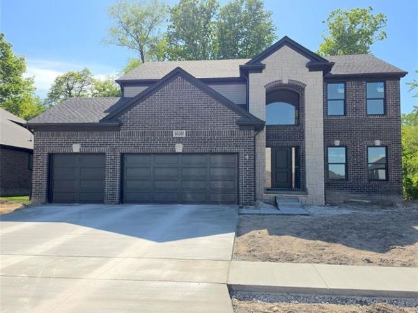 50351 Arcadia Drive, Macomb Twp, MI 48042