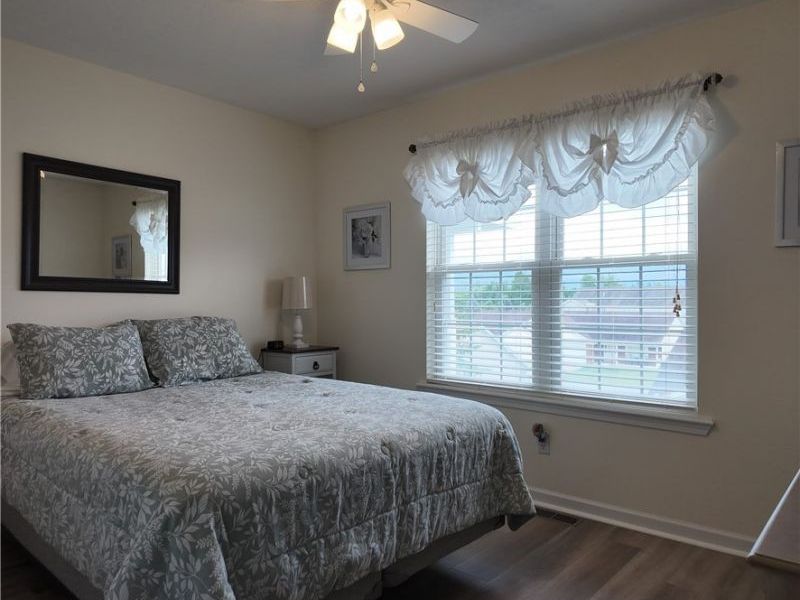 51986 Scotch Pine Drive, Saint Clairsville, OH 43950 Photo 13