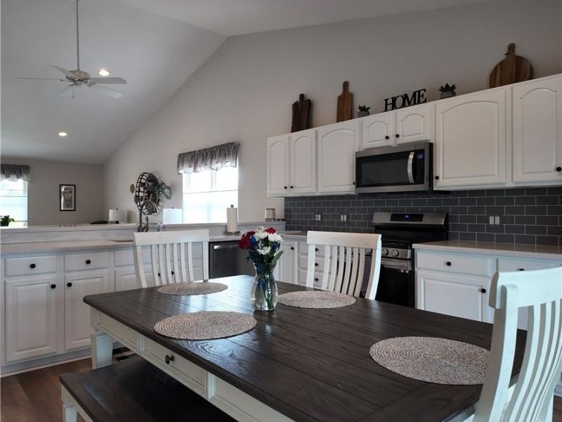 51986 Scotch Pine Drive, Saint Clairsville, OH 43950 Photo 5