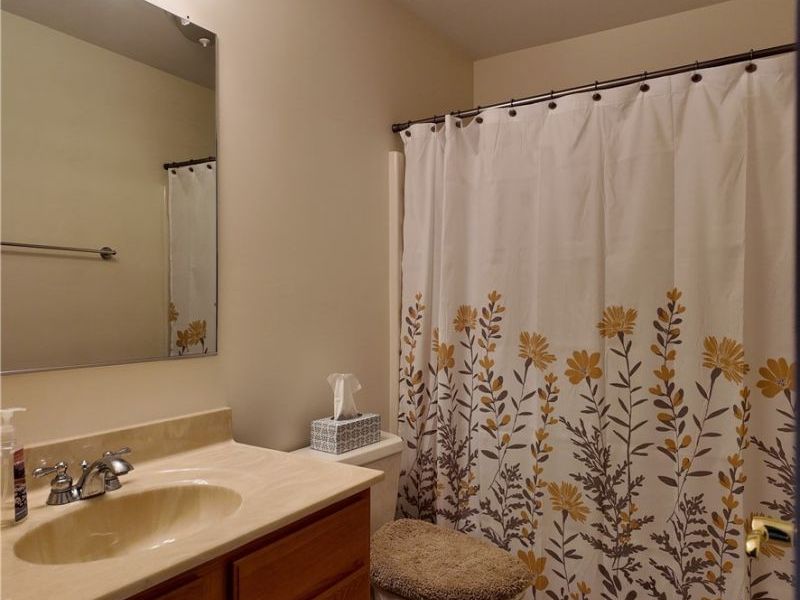51986 Scotch Pine Drive, Saint Clairsville, OH 43950 Photo 8