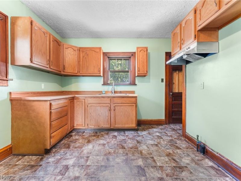 16 S State Street , Rittman, OH 44270 Photo 13