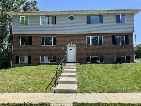 2827 N Elsie Avenue , Unit 3, Davenport, IA 52804
