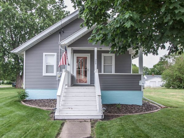 309 N 1st Street , Alpha, IL 61413